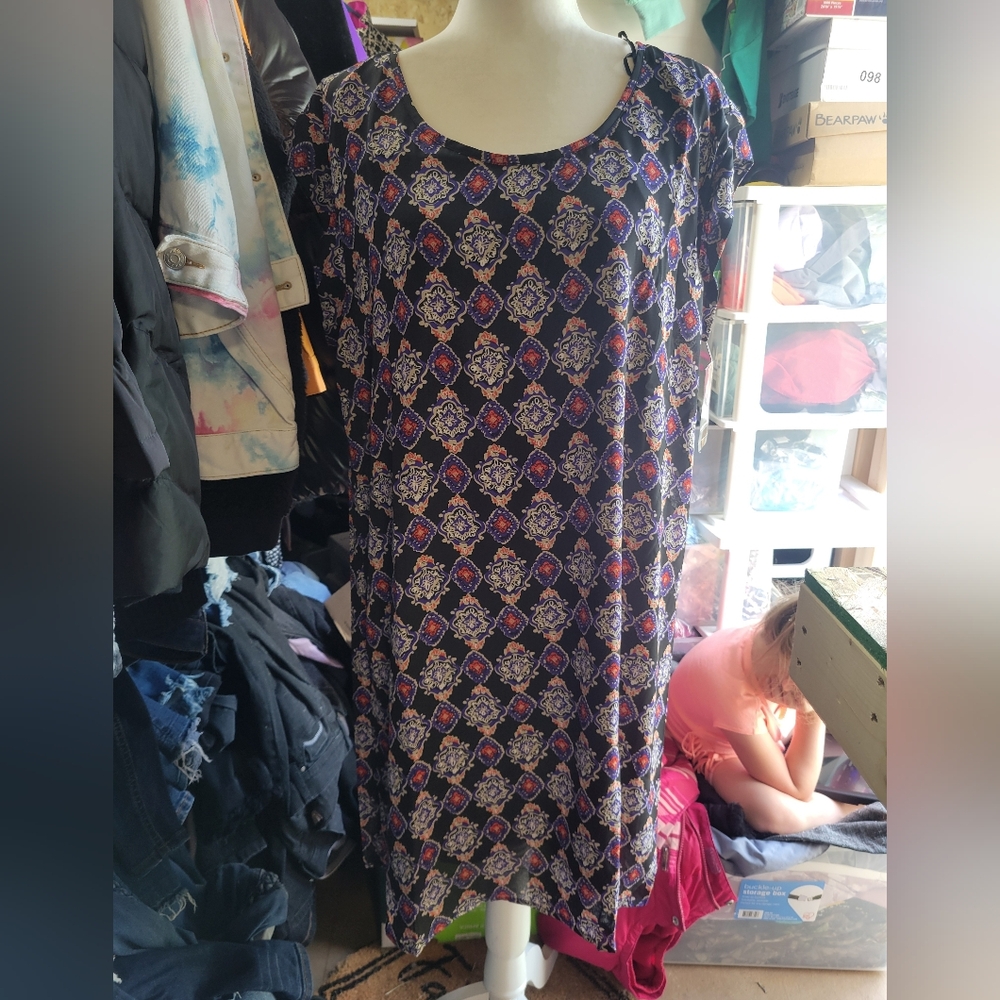 Madison Paige NWT Black/Purple Print‎ Dress Size XL